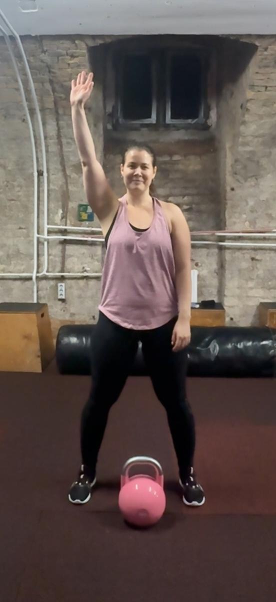 Takács Ágnes kettlebell juggling versenyvideója